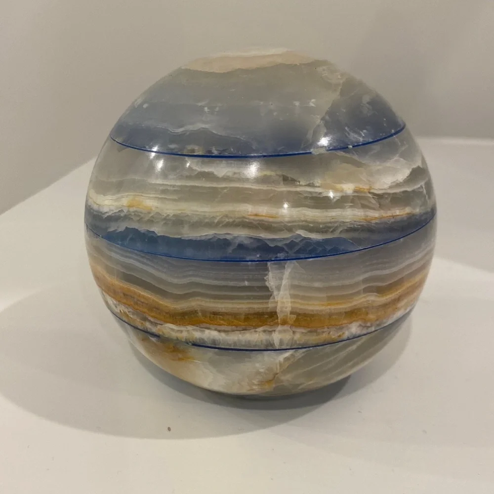 Stone paperweight. - Picture 2 of 4